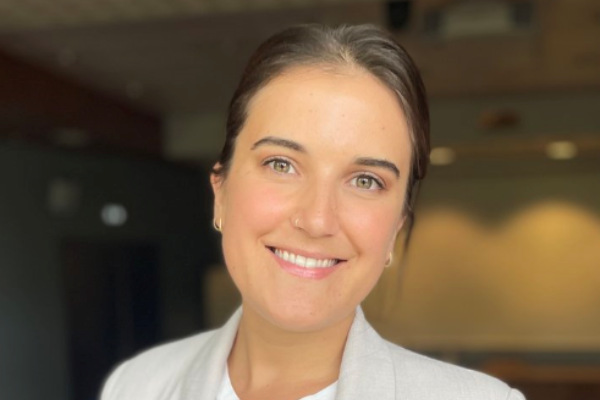 Dr Jessica Desport