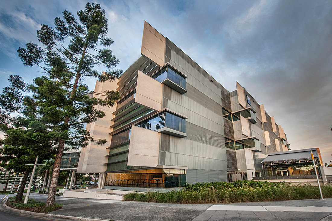 QUT - Facilities - Creative Industries